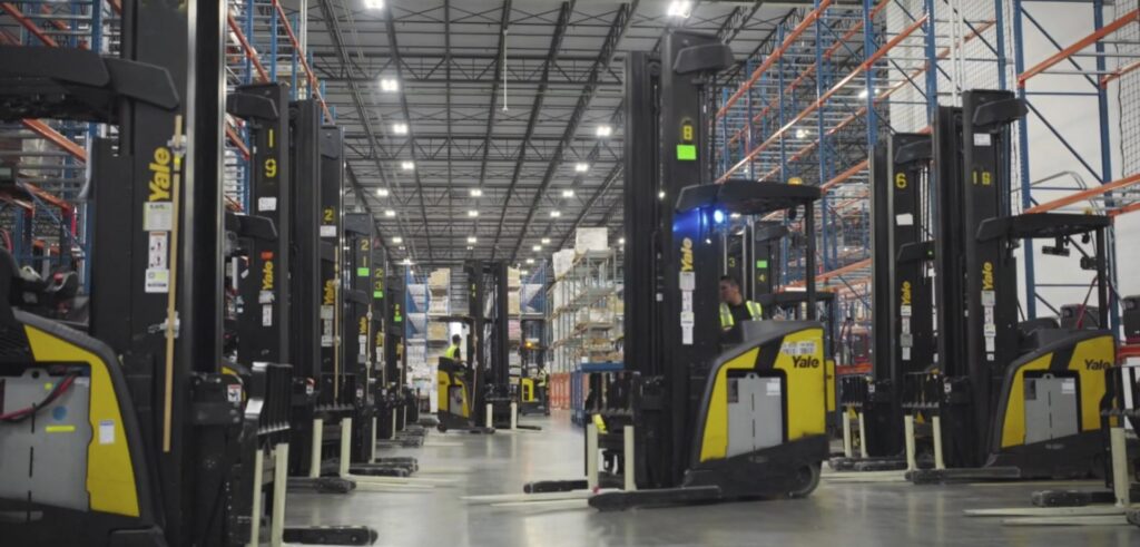 Yale forklifts in a 3PL warehouse